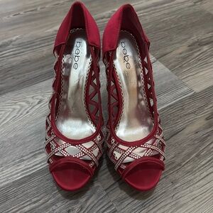 Bebe Size 8 high heels